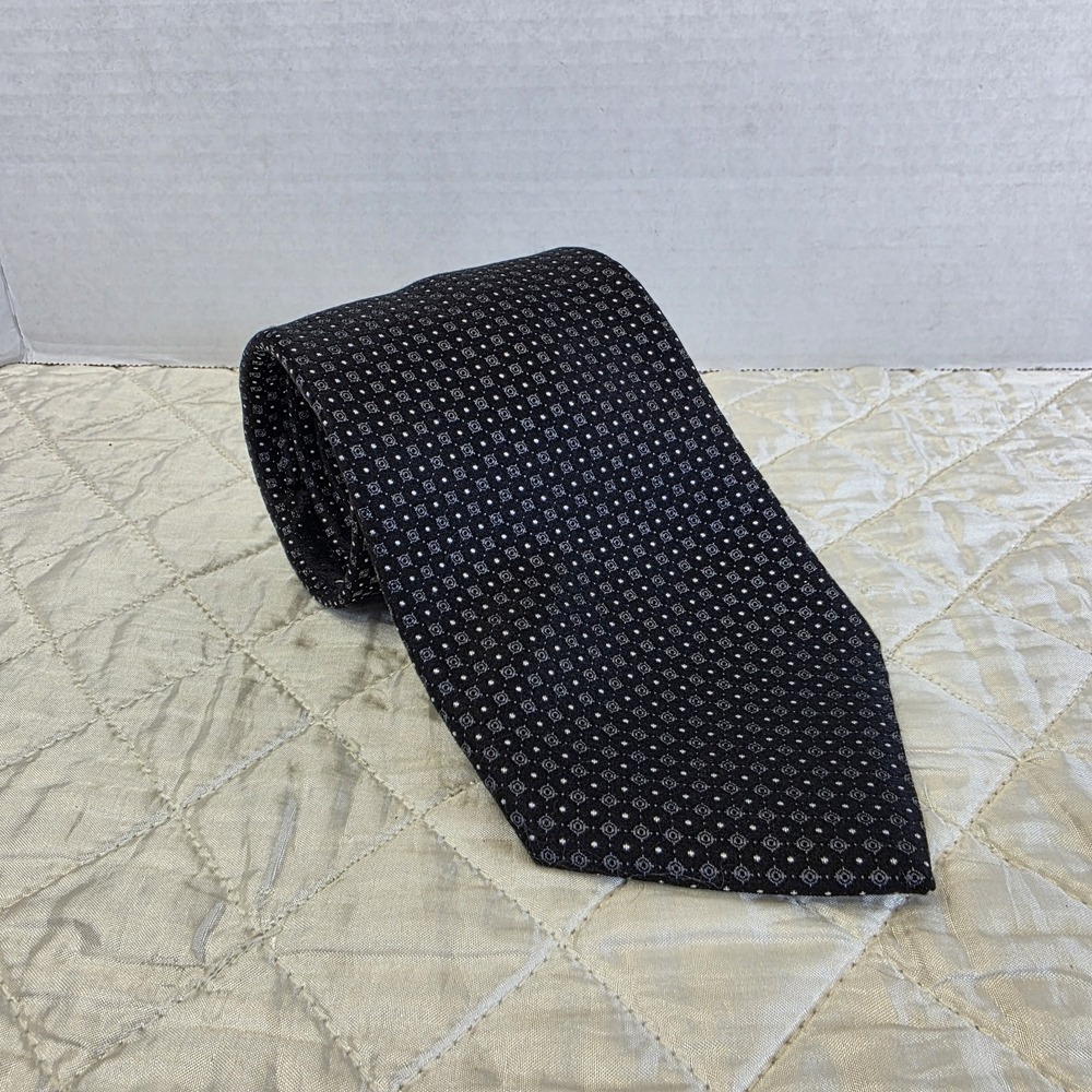 Sean John Tie Gray Black Silver Neat Dot Tie Geometric Men Necktie 57 x 3.5